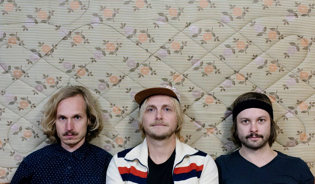 Steaming Satellites *live